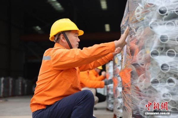 优益配 161吨工程建设物资出海 助力摩洛哥高速公路建设